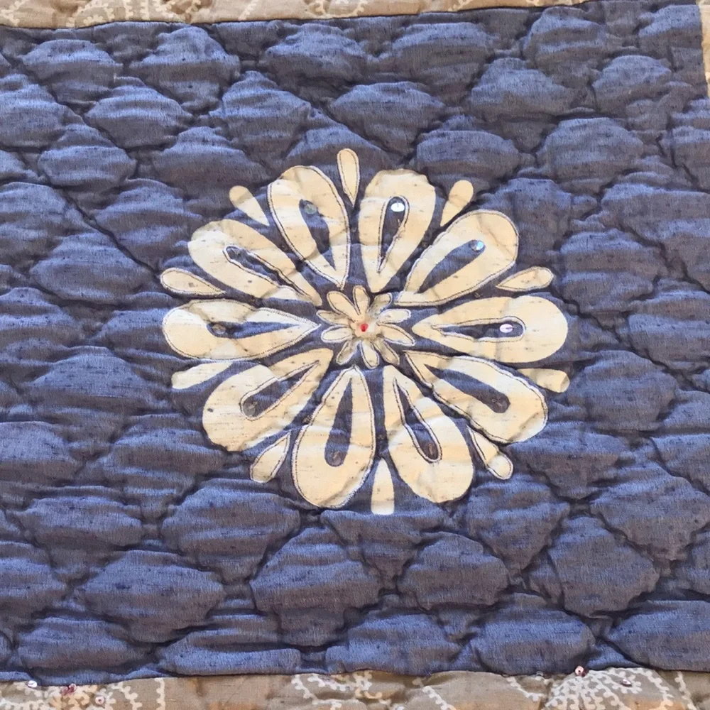 Quilted Comforter with Beading & 2 Pillow Shams